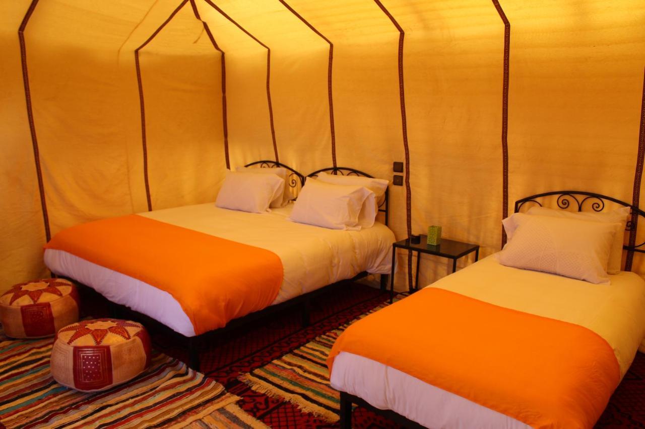 Hotel Luxury Bega Camp à Merzouga Extérieur photo