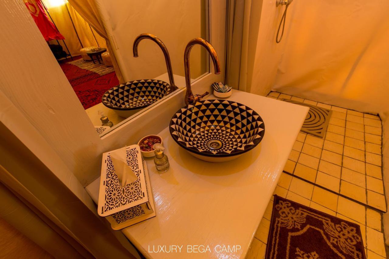 Hotel Luxury Bega Camp à Merzouga Extérieur photo