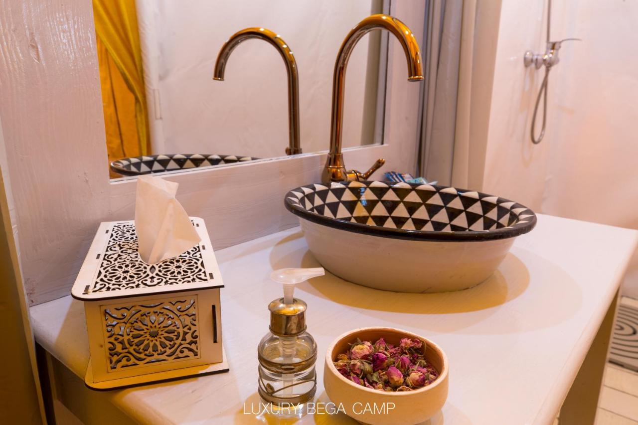 Hotel Luxury Bega Camp à Merzouga Extérieur photo
